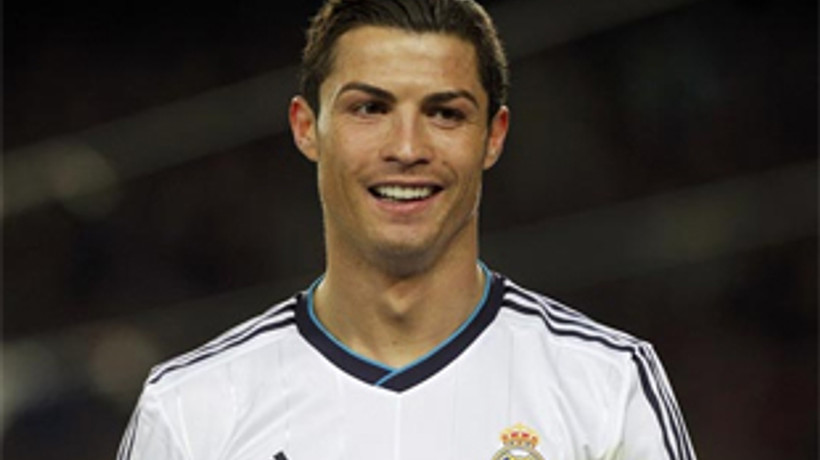 Ronaldo rekor kırdı Messi silindi!