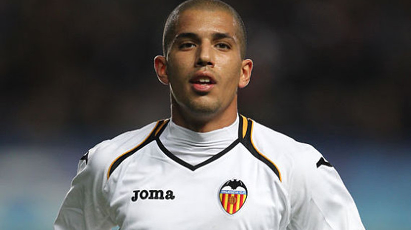 Feghouli'den Fenerbahçe'ye: Çabuk bitirin