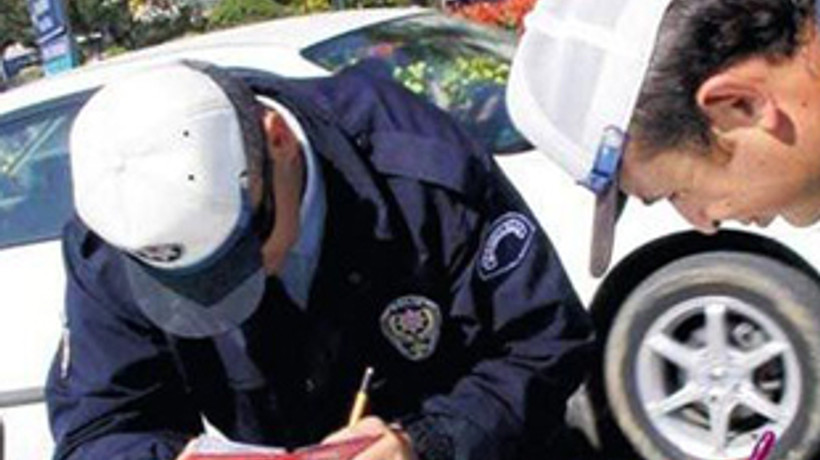 Evinin önüne park edenler dikkat!