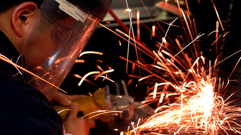 Sanayi üretiminde umut vaat eden artış