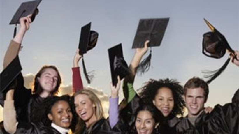 Üniversite öğrencilerine burs müjdesi