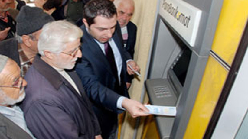 40 yıllık emeklilik yasası değişiyor!