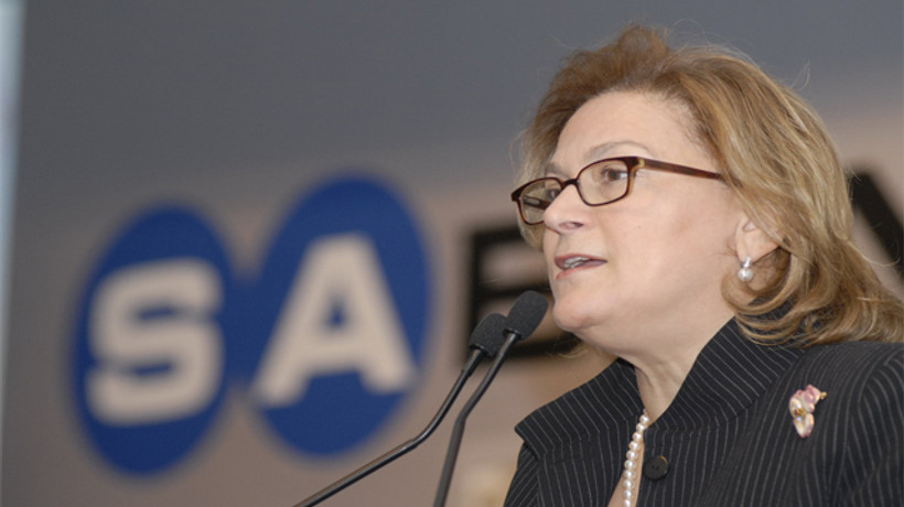 Güler Sabancı:Gün birlik,beraberlik günüdür.şefkatle yaraları sarmalıyız