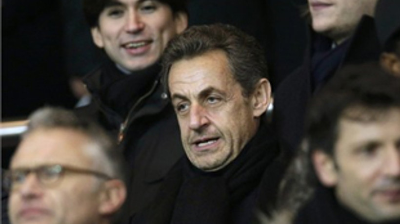 Sarkozy'ye rüşvet suçlaması