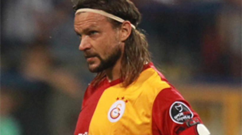 Ujfalusi'den Galatasaray'a müjdeli haber