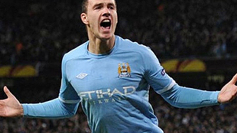 Kocaman'dan Dzeko'ya yakın markaj!