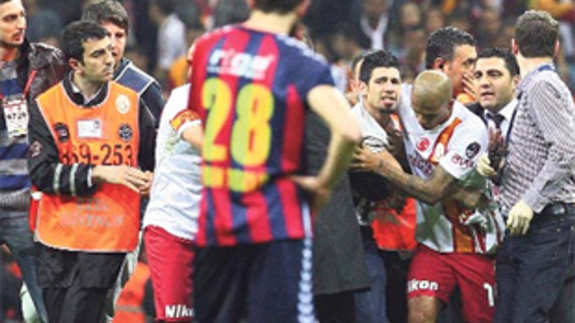 Galatasaray'a bir şok daha