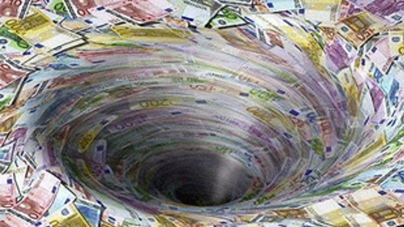 Karadelik gittikçe büyüyor!