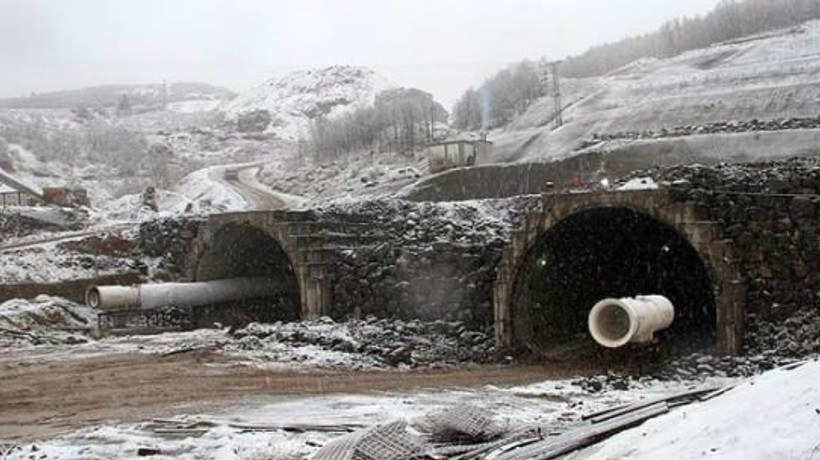 Geminbeli Tüneli'nde ışığa bin 800 metre kaldı