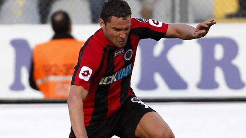 Fenerbahçe'nin ilk bombası Tosic