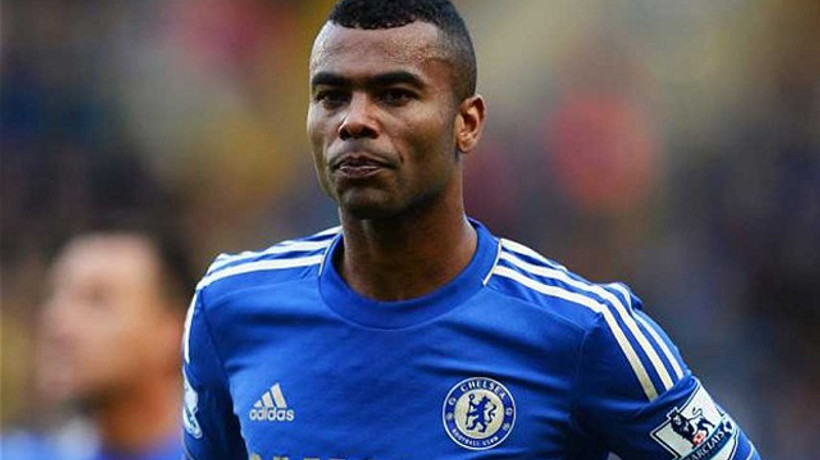 Drogba, Ashley Cole'u Cimbom'a getiriyor