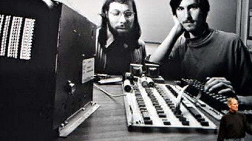 Garajda üretilen Apple 668 bin dolara satıldı