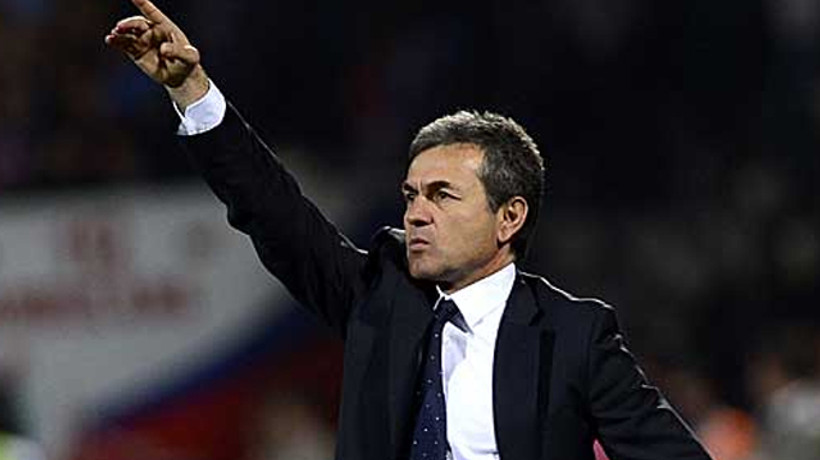 Aykut Kocaman istifa etti