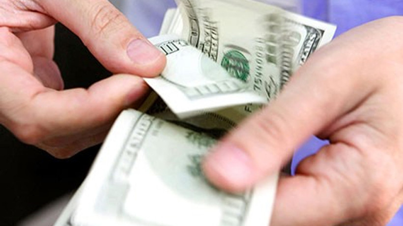 Dolar 17 aydan sonra 1,90'ı gördü