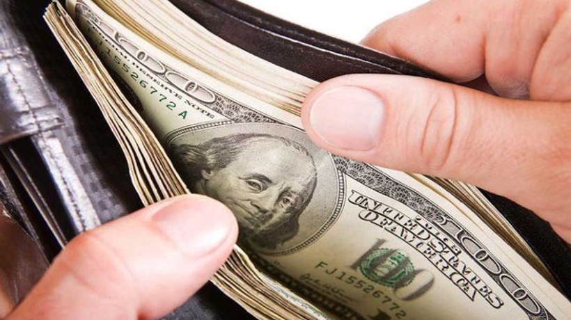 Dolar 4 ayın en düşük seviyesine çakıldı!