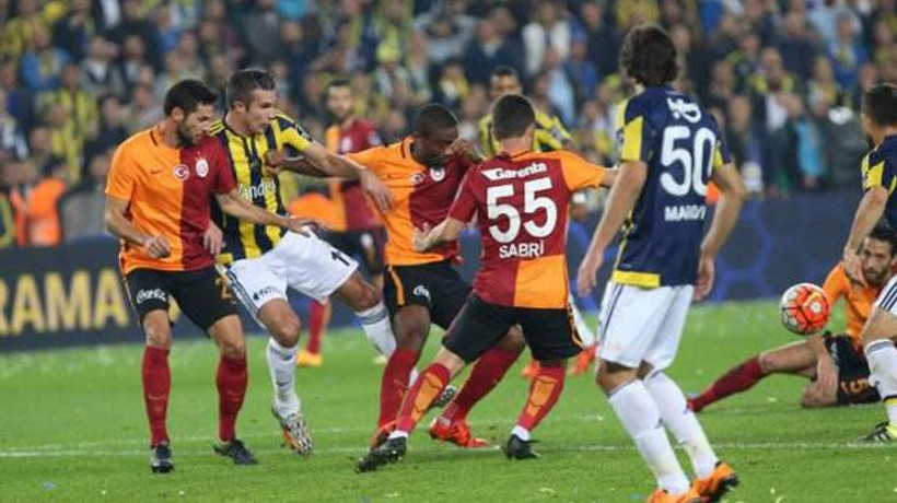 Galatasaray-Fenerbahçe derbisinin saati belli oldu!