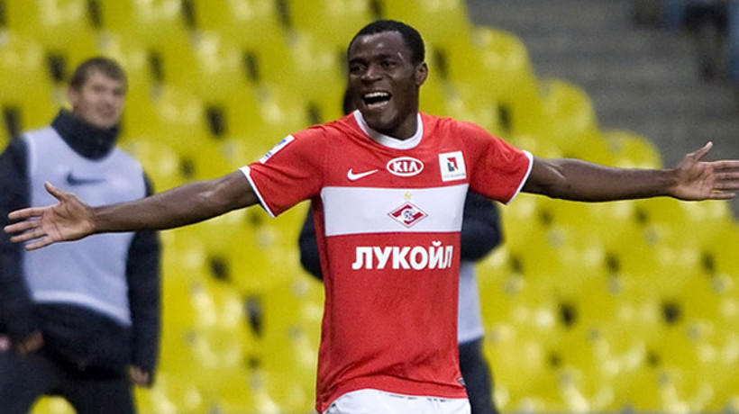 Emenike'den Fenerbahçe'ye kötü haber