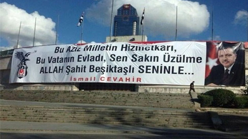 İnönü'de Erdoğan'a destek pankartı