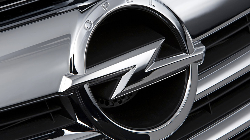 Opel'de "egzoz emisyon hilesi" iddiası
