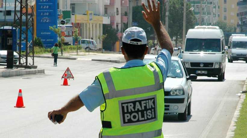 Hız limitini aşan yandı!