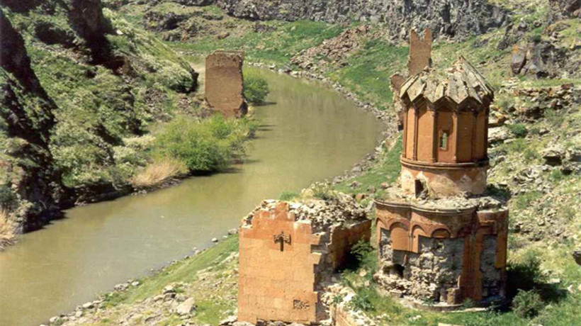 Türkiye'ye "toprakları iade et" talebi!