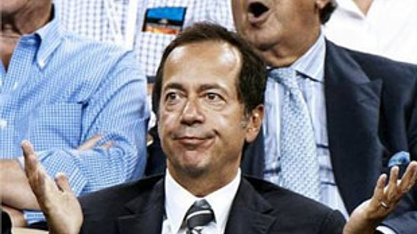 Altın düştü, servetinin yarısı eridi