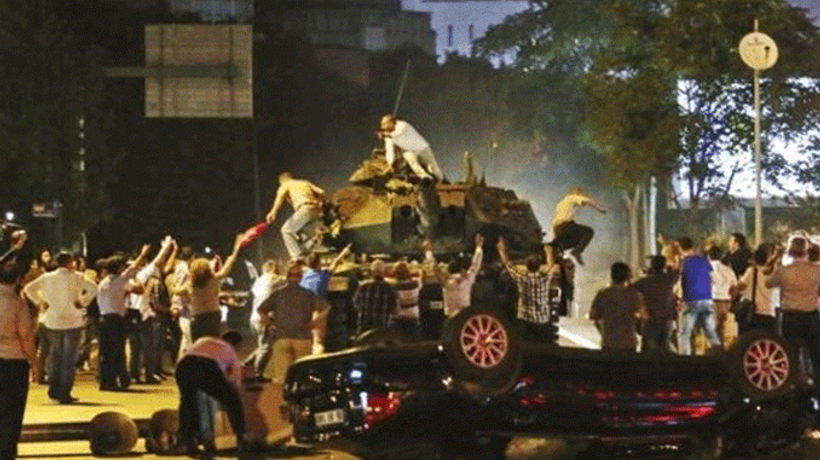 İş dünyası darbe girişimini kınadı