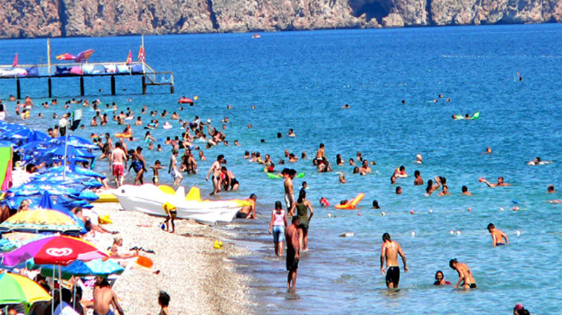 Antalya'da 2,7 milyon turistlik kayıp