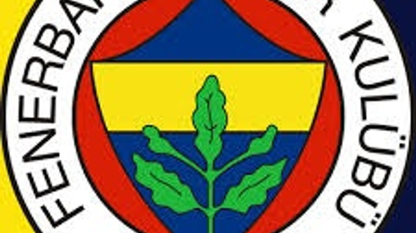 Fener'de 3 isim topun ağzında