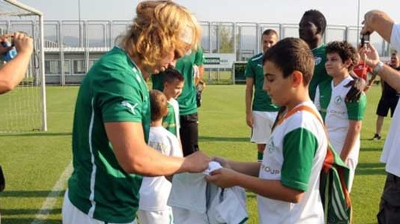 Süper Lig'de 6 dakikası 870 bin euroya oynadı