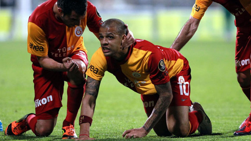 Melo'nun düğmesine basıldı!