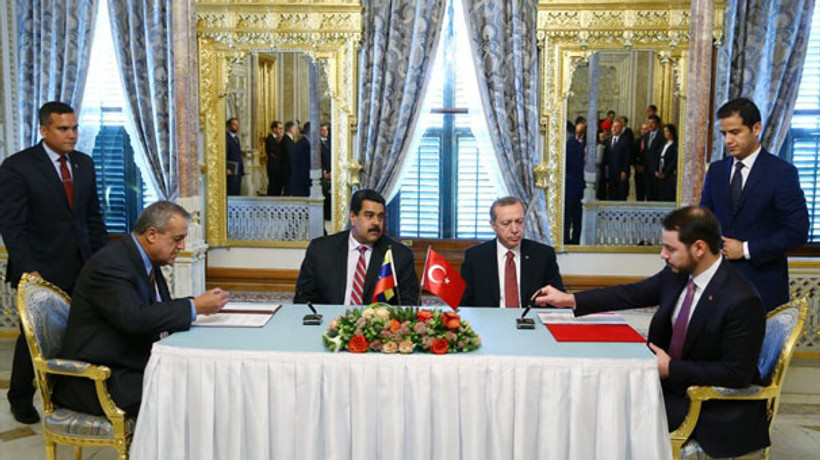 Enerji zirvesinde ilk imzalar atıldı