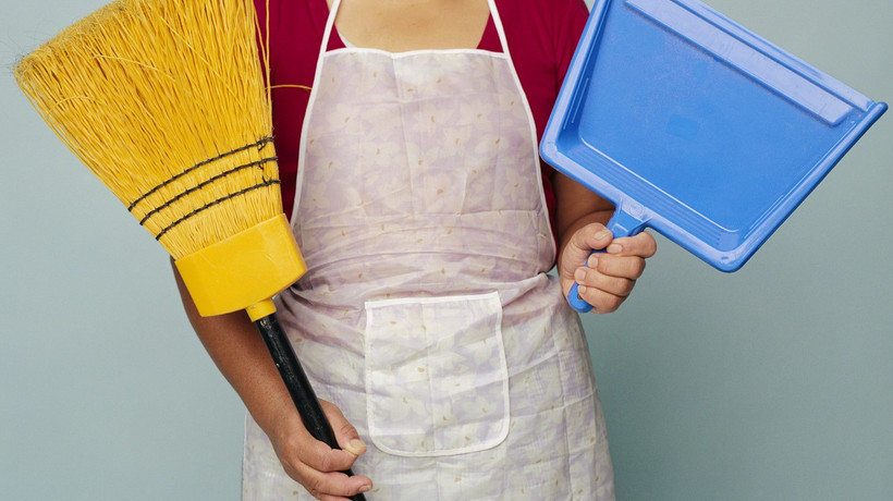 Temizlikçi çağırana sigorta şartı!