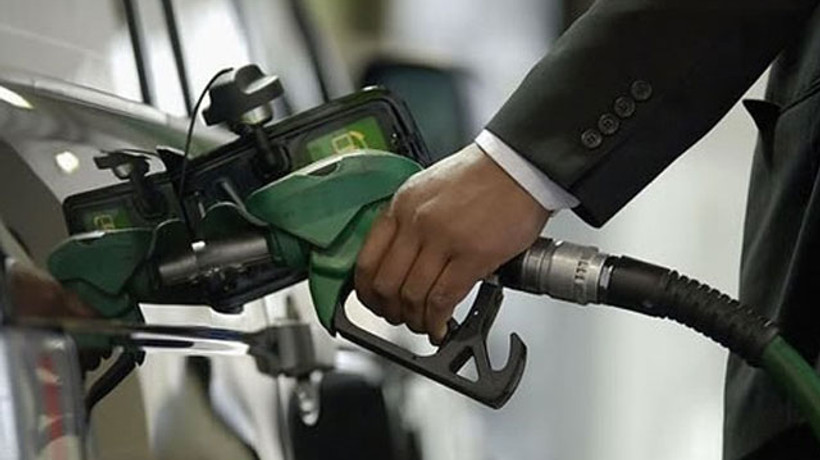 Benzine sürpriz indirim!