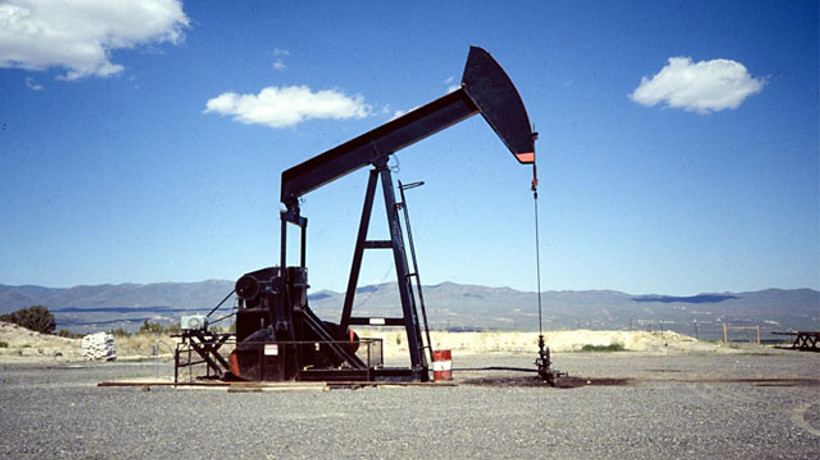 Petrol tırmanışta!